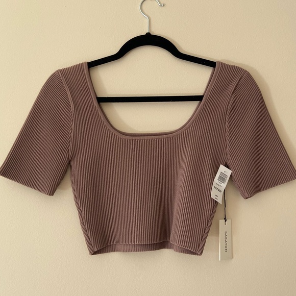 Babaton Tops - Babaton sculpt tee